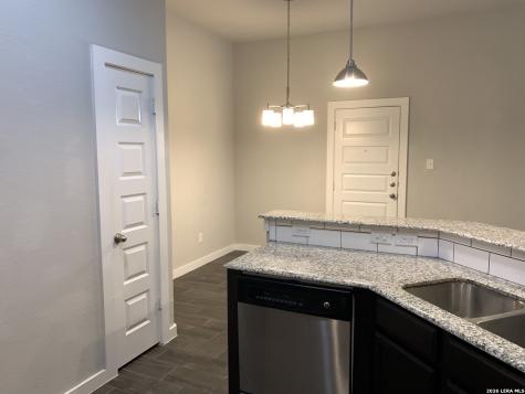 350 Creekside Curve New Braunfels TX 78130