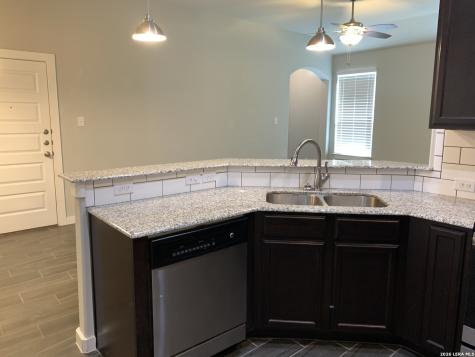 350 Creekside Curve New Braunfels TX 78130