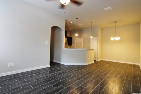 350 Creekside Curve New Braunfels TX 78130