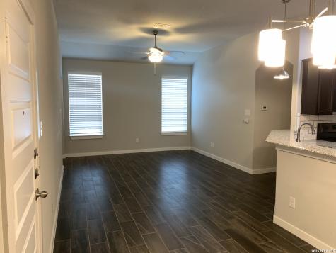 350 Creekside Curve New Braunfels TX 78130