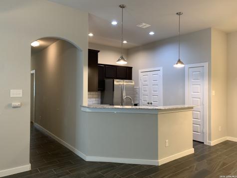 350 Creekside Curve New Braunfels TX 78130