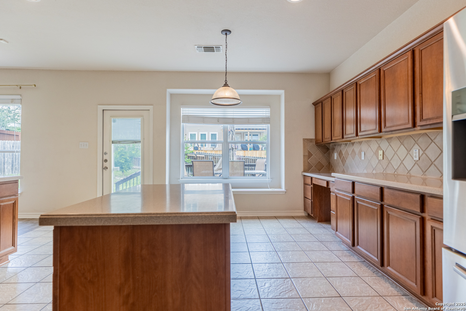 21226 Villa Valencia San Antonio TX 78258