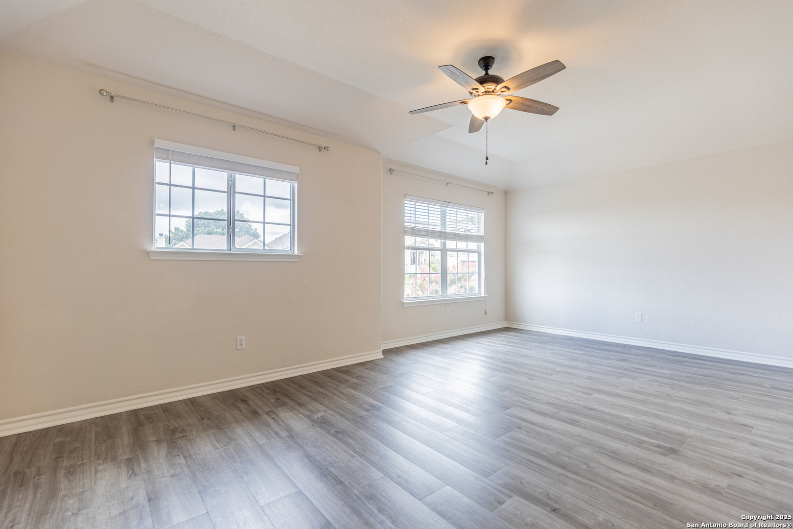 21226 Villa Valencia San Antonio TX 78258