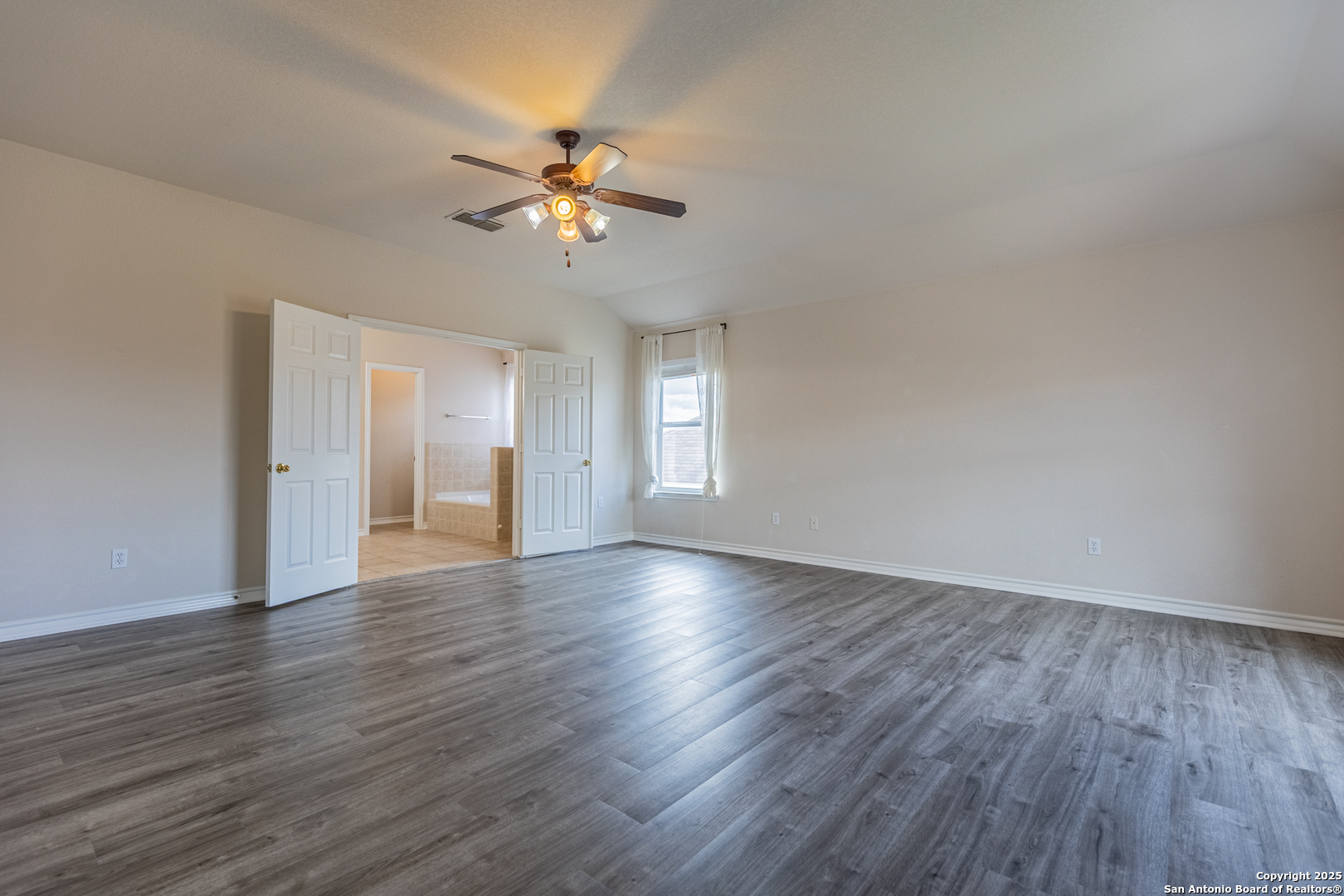 21226 Villa Valencia San Antonio TX 78258