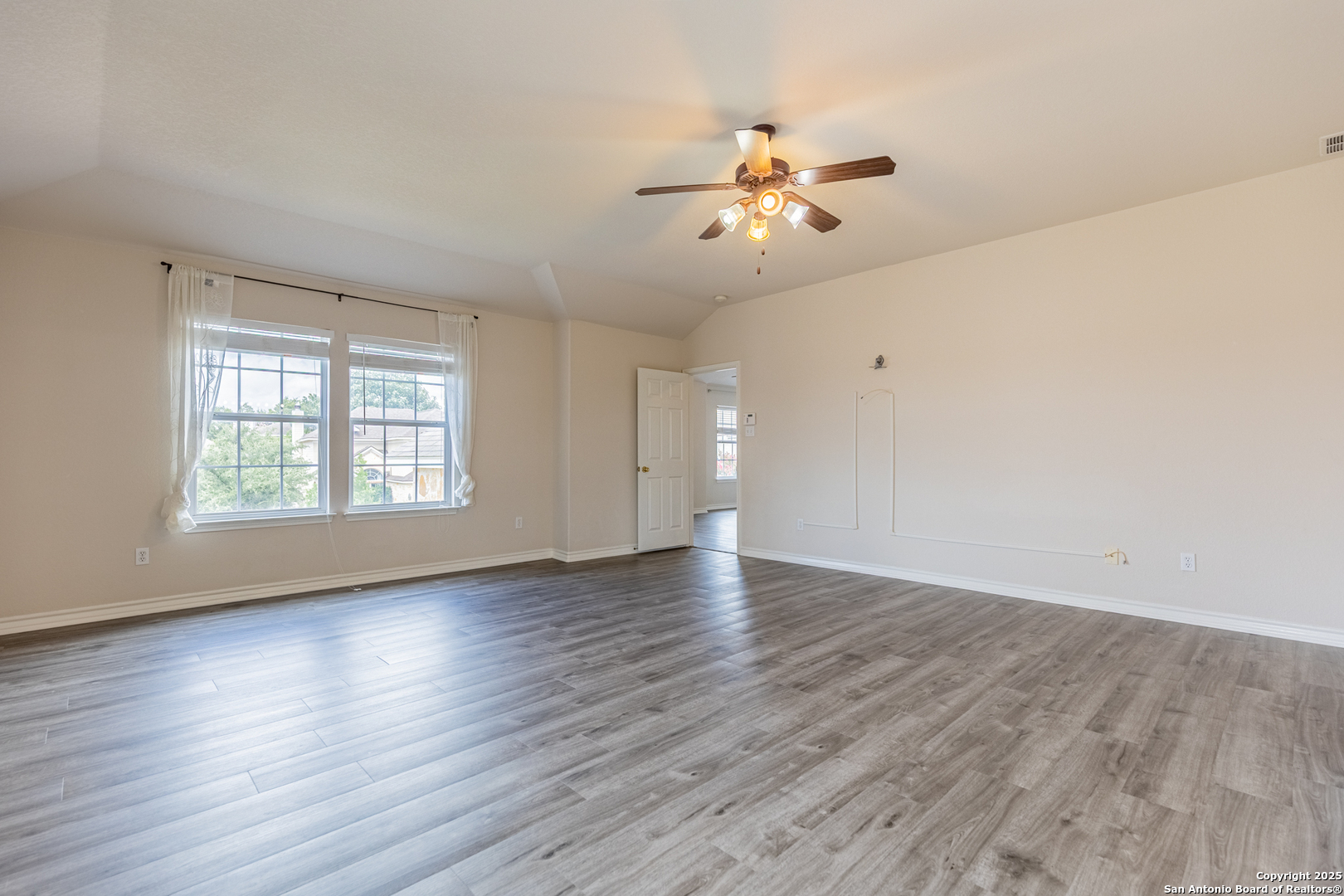 21226 Villa Valencia San Antonio TX 78258