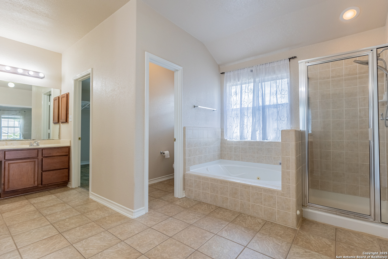 21226 Villa Valencia San Antonio TX 78258