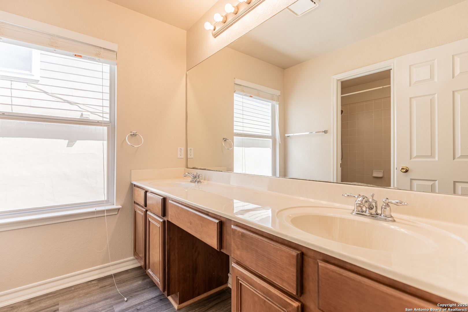 21226 Villa Valencia San Antonio TX 78258