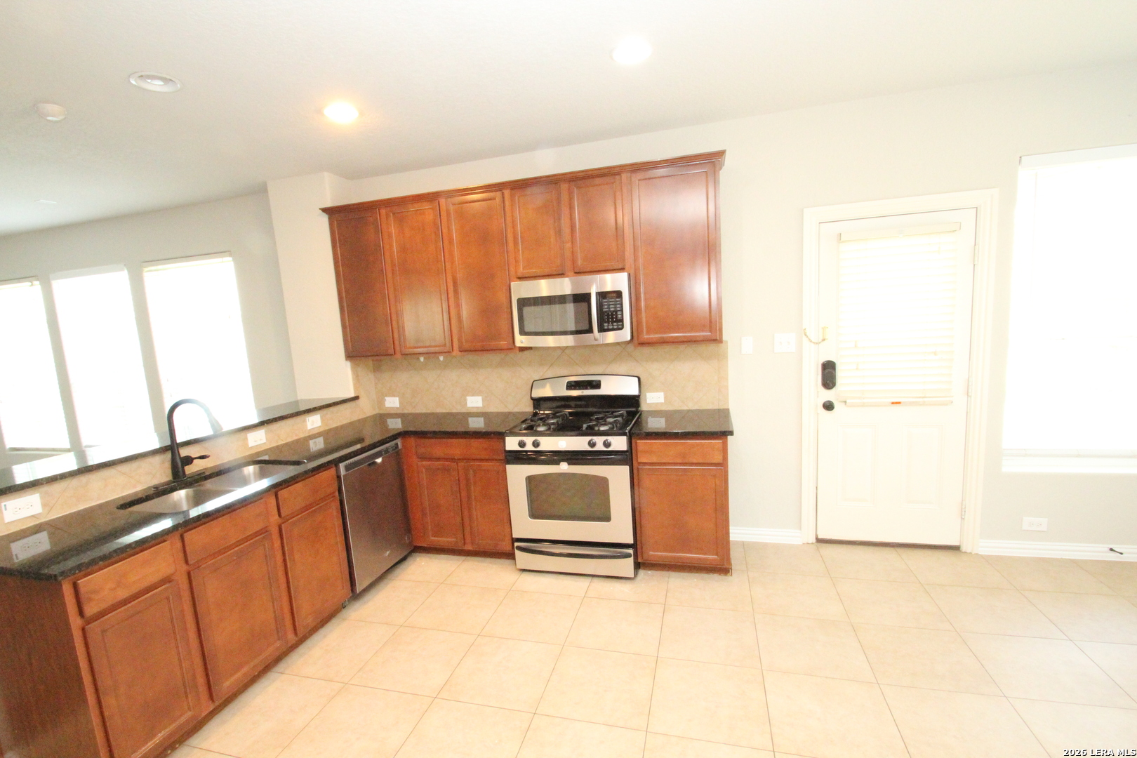 2207 Petseri Park San Antonio TX 78251