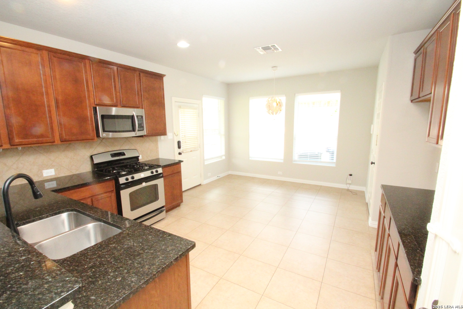 2207 Petseri Park San Antonio TX 78251