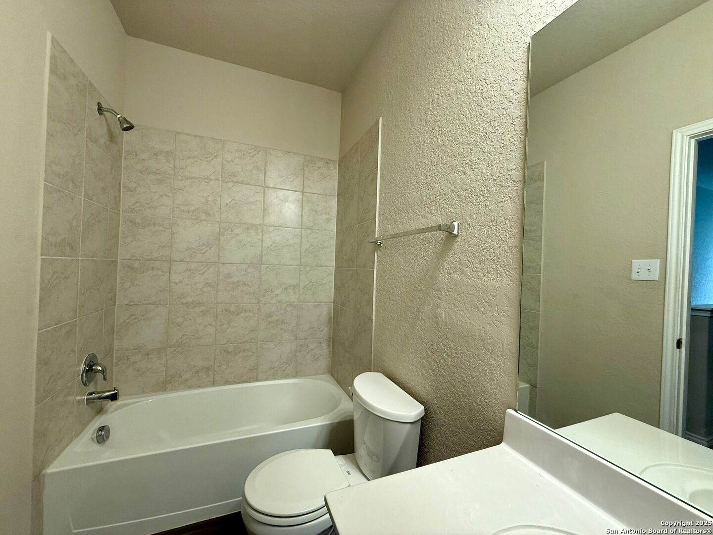 10534 Green Rock San Antonio TX 78223
