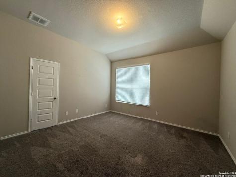 10534 Green Rock San Antonio TX 78223