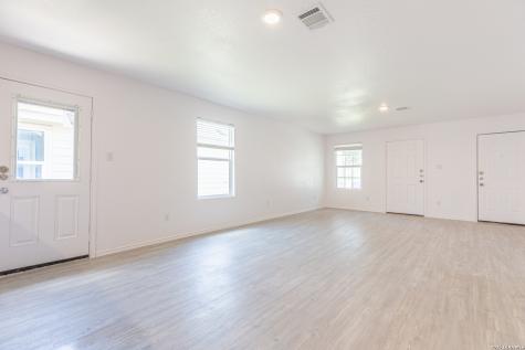 2807 Ruby Crossing San Antonio TX 78264