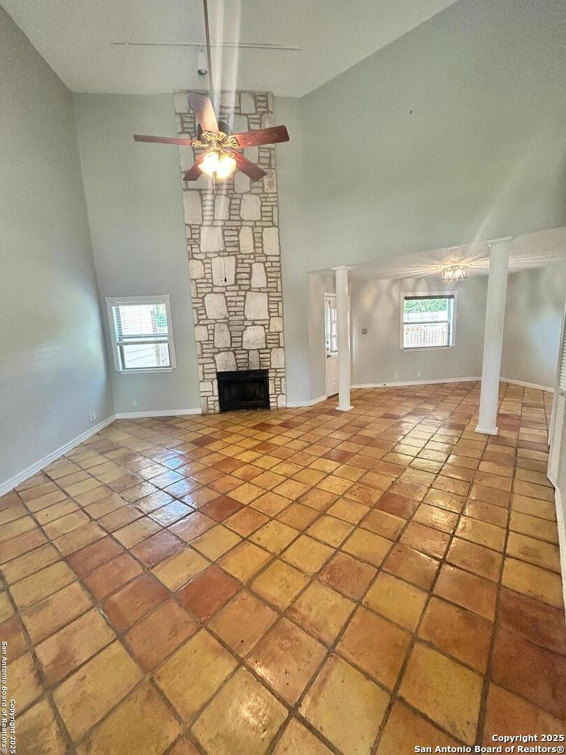 8573 Echo Creek San Antonio TX 78240