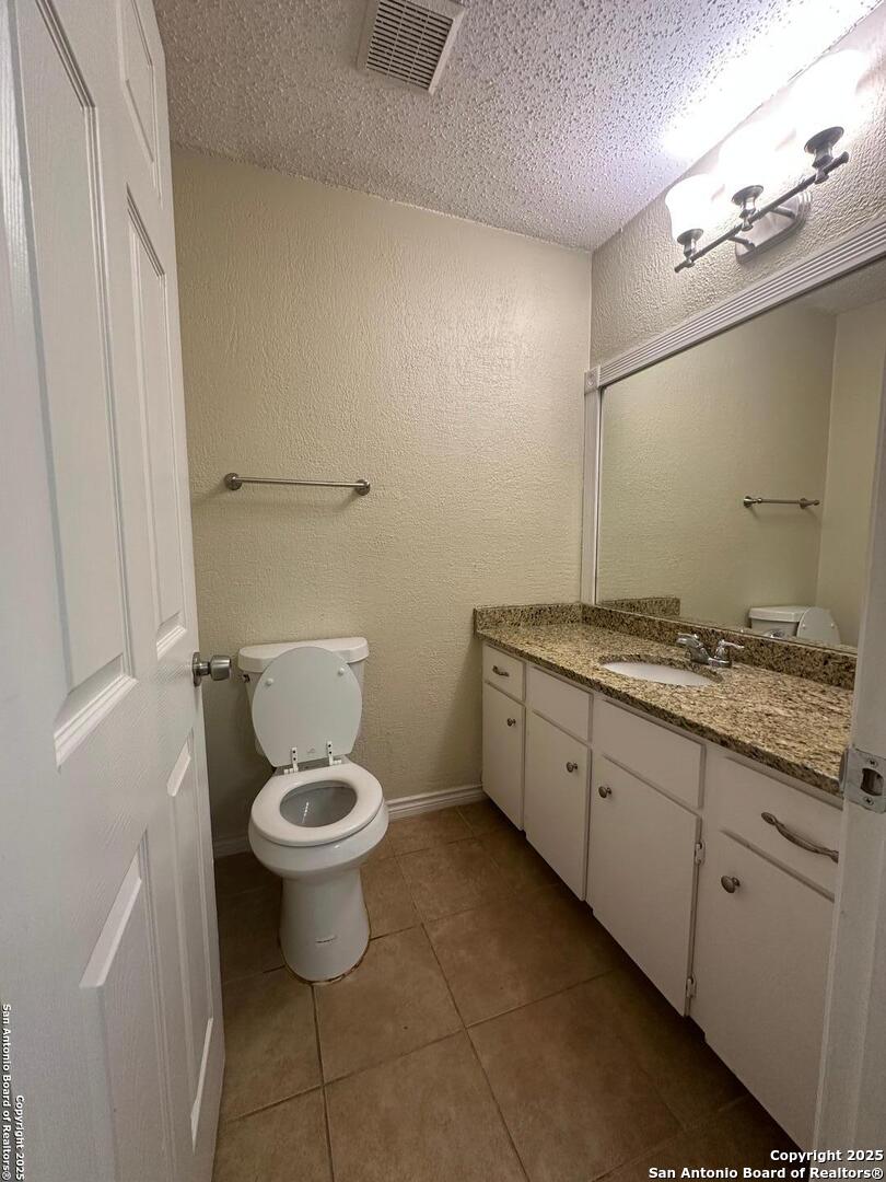 8573 Echo Creek San Antonio TX 78240