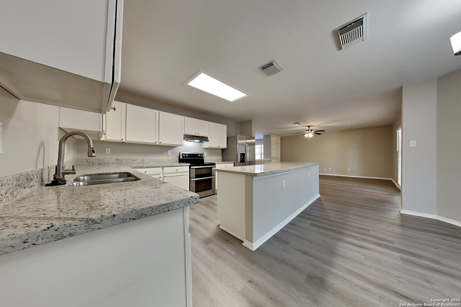 10542 Elderpond San Antonio TX 78254