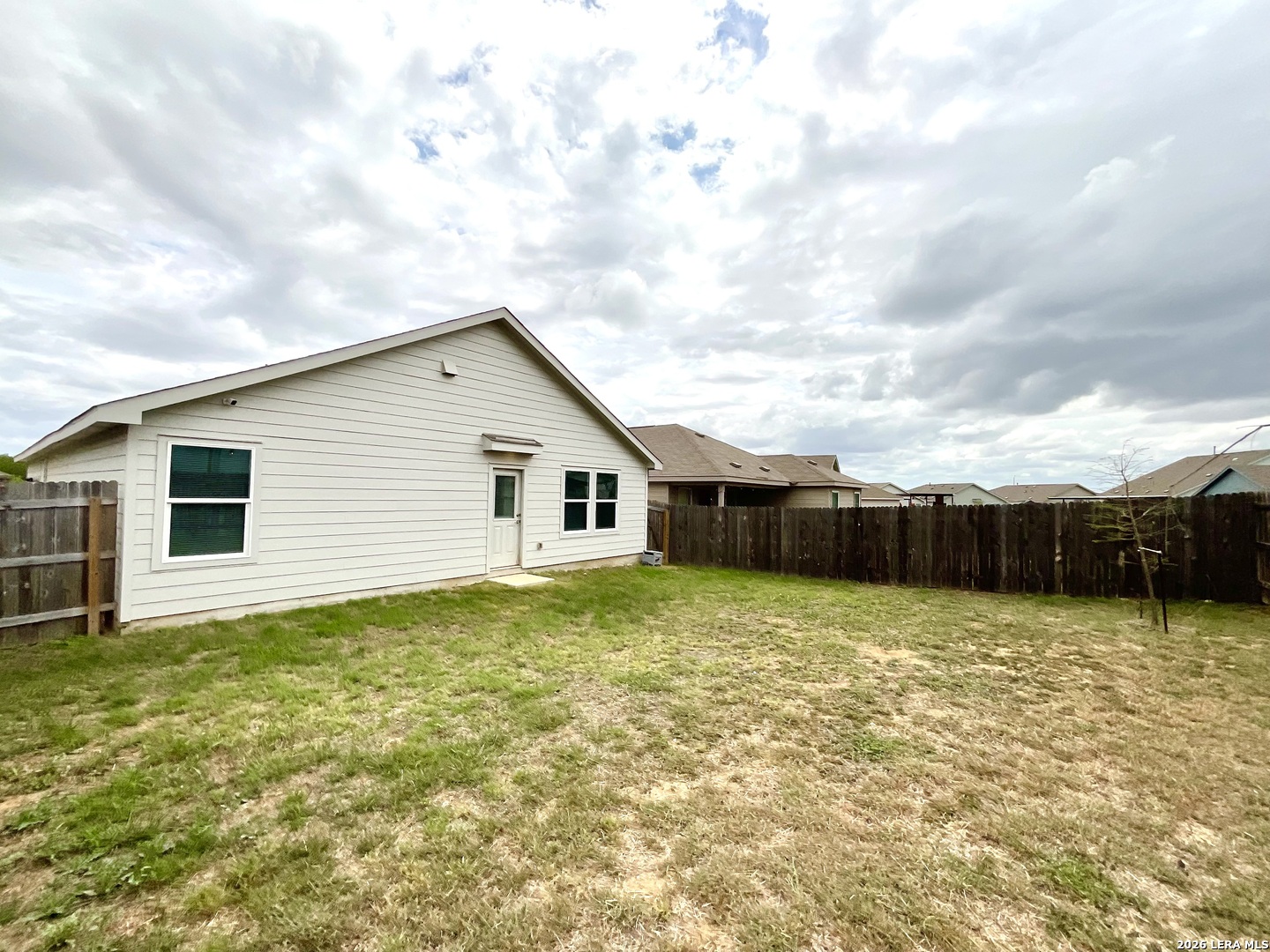 615 Bean Bend San Antonio TX 78221