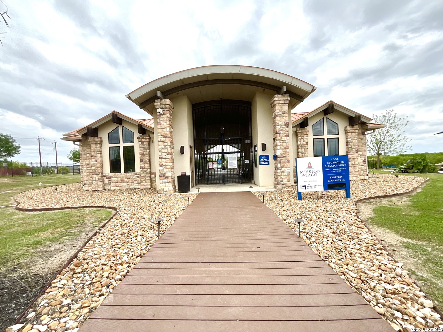 615 Bean Bend San Antonio TX 78221