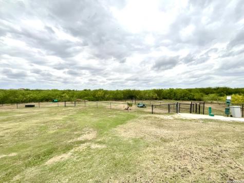 615 Bean Bend San Antonio TX 78221