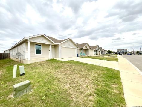 615 Bean Bend San Antonio TX 78221