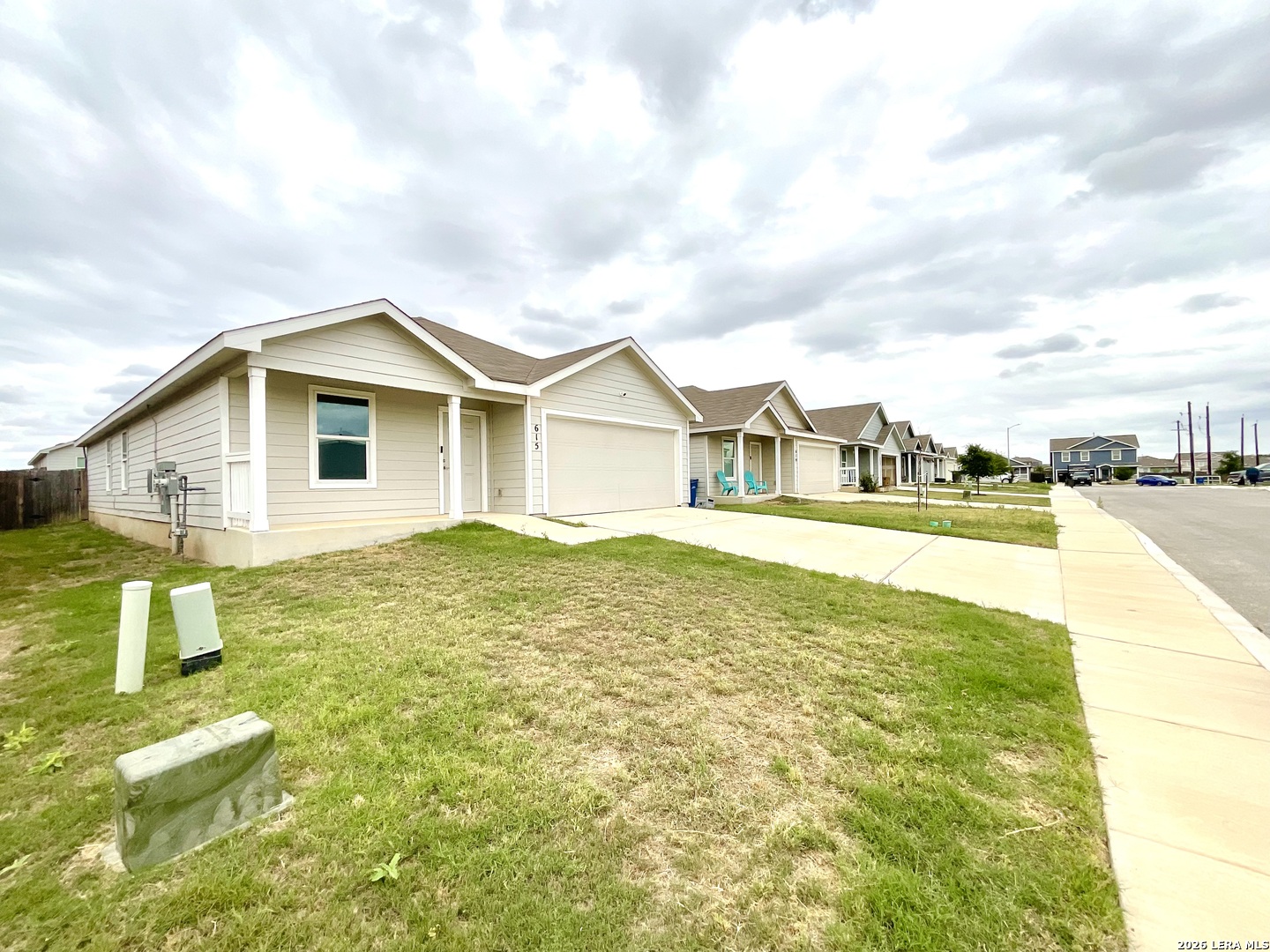 615 Bean Bend San Antonio TX 78221