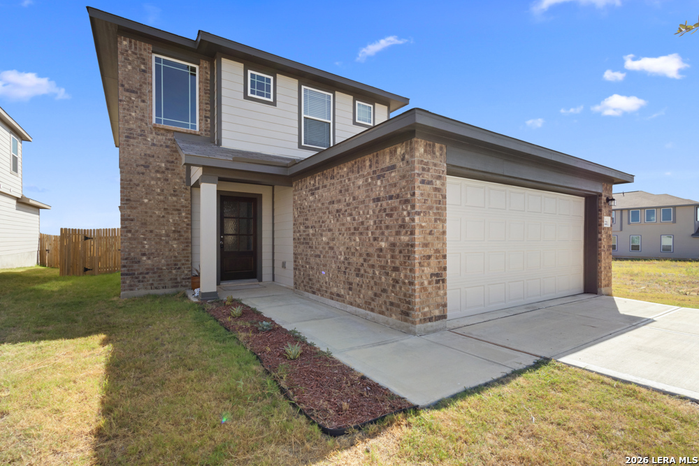 11221 Hollinger Circle Converse TX 78109