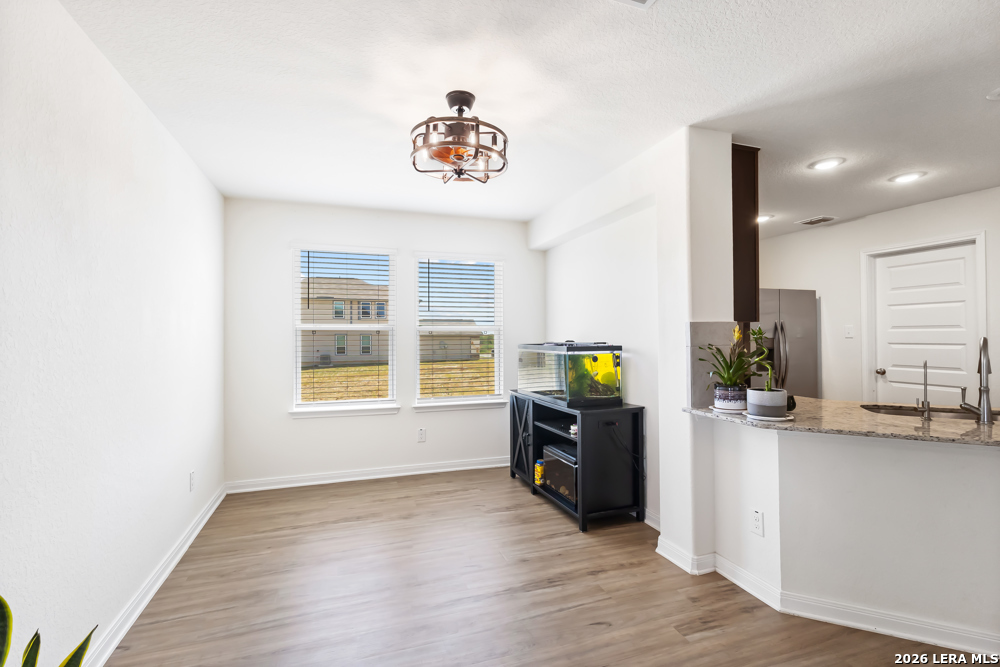 11221 Hollinger Circle Converse TX 78109