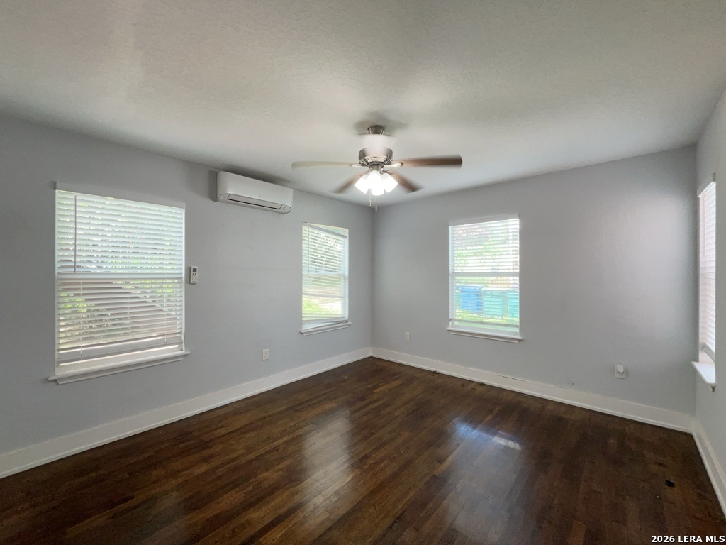 1020 W French Place San Antonio TX 78212
