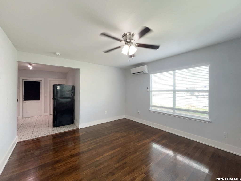 1020 W French Place San Antonio TX 78212