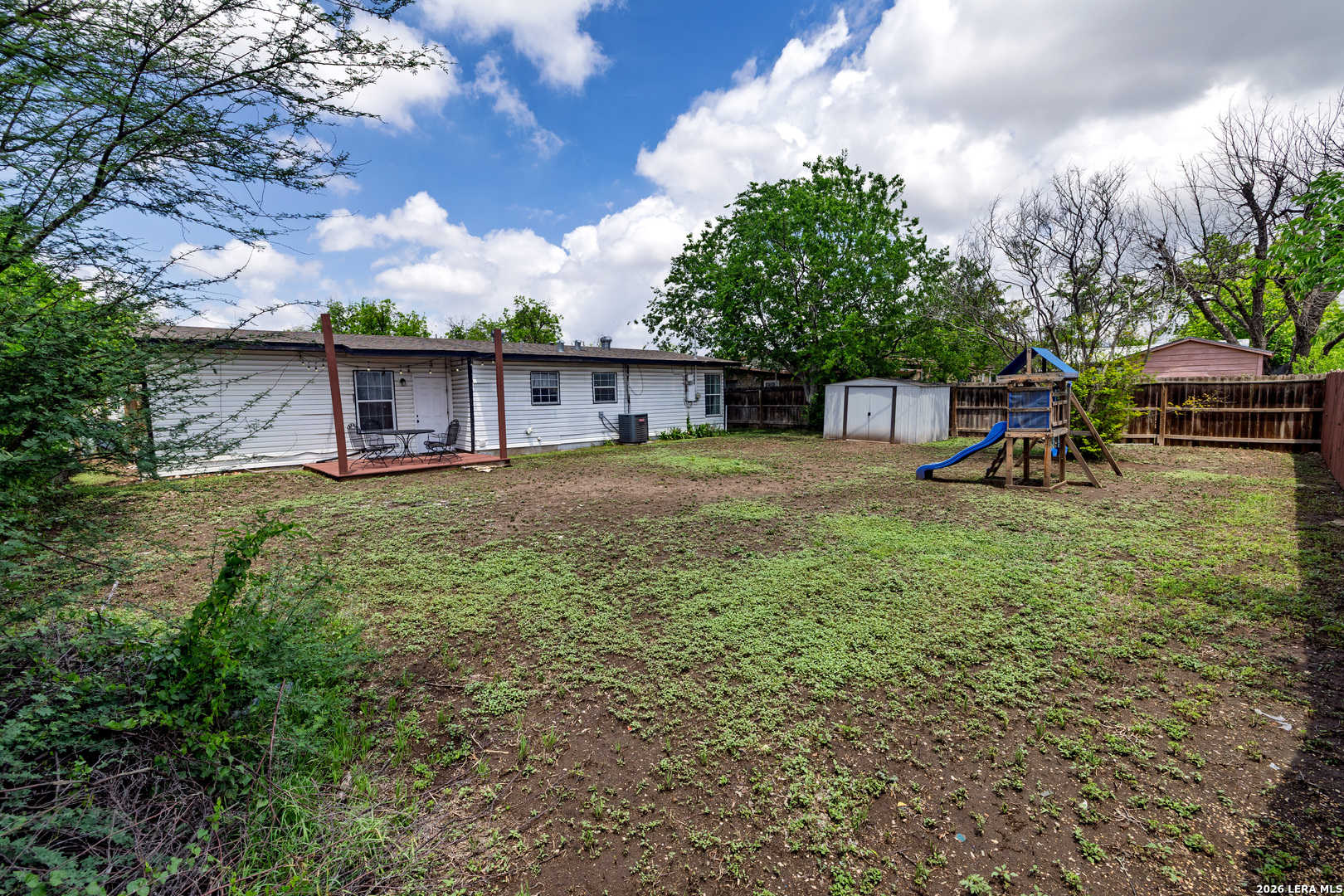 4326 Spring Oak San Antonio TX 78219