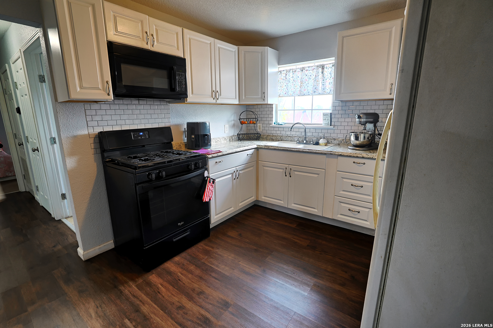 4326 Spring Oak San Antonio TX 78219
