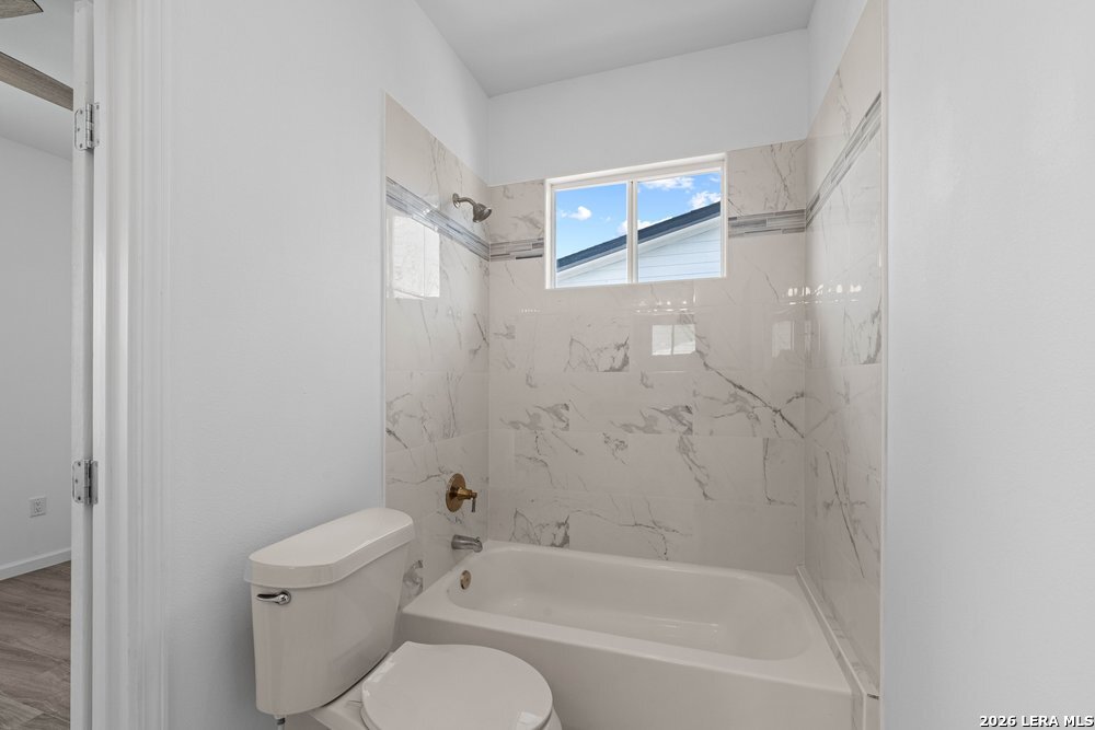 323 Gabriel San Antonio TX 78202