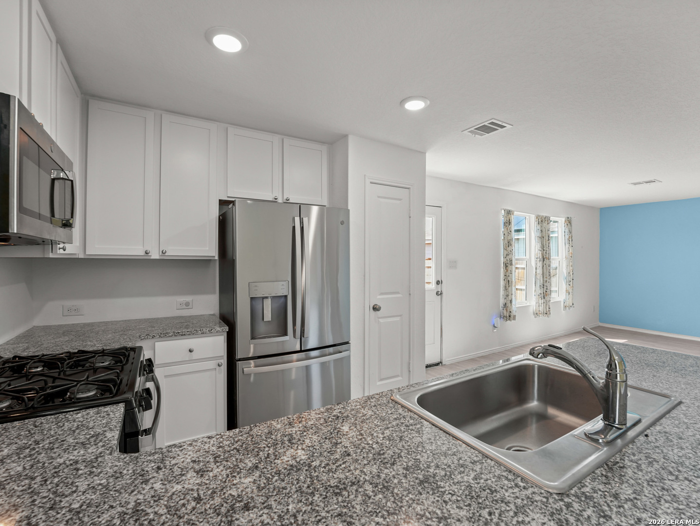 431 De Herrera San Antonio TX 78220