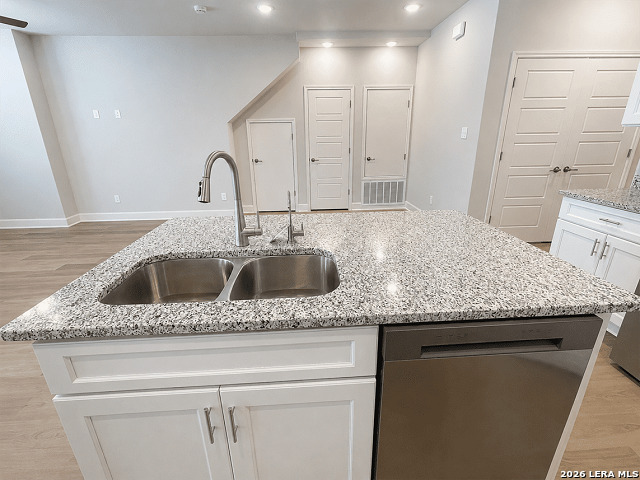 7142 Magnolia Creek San Antonio TX 78252
