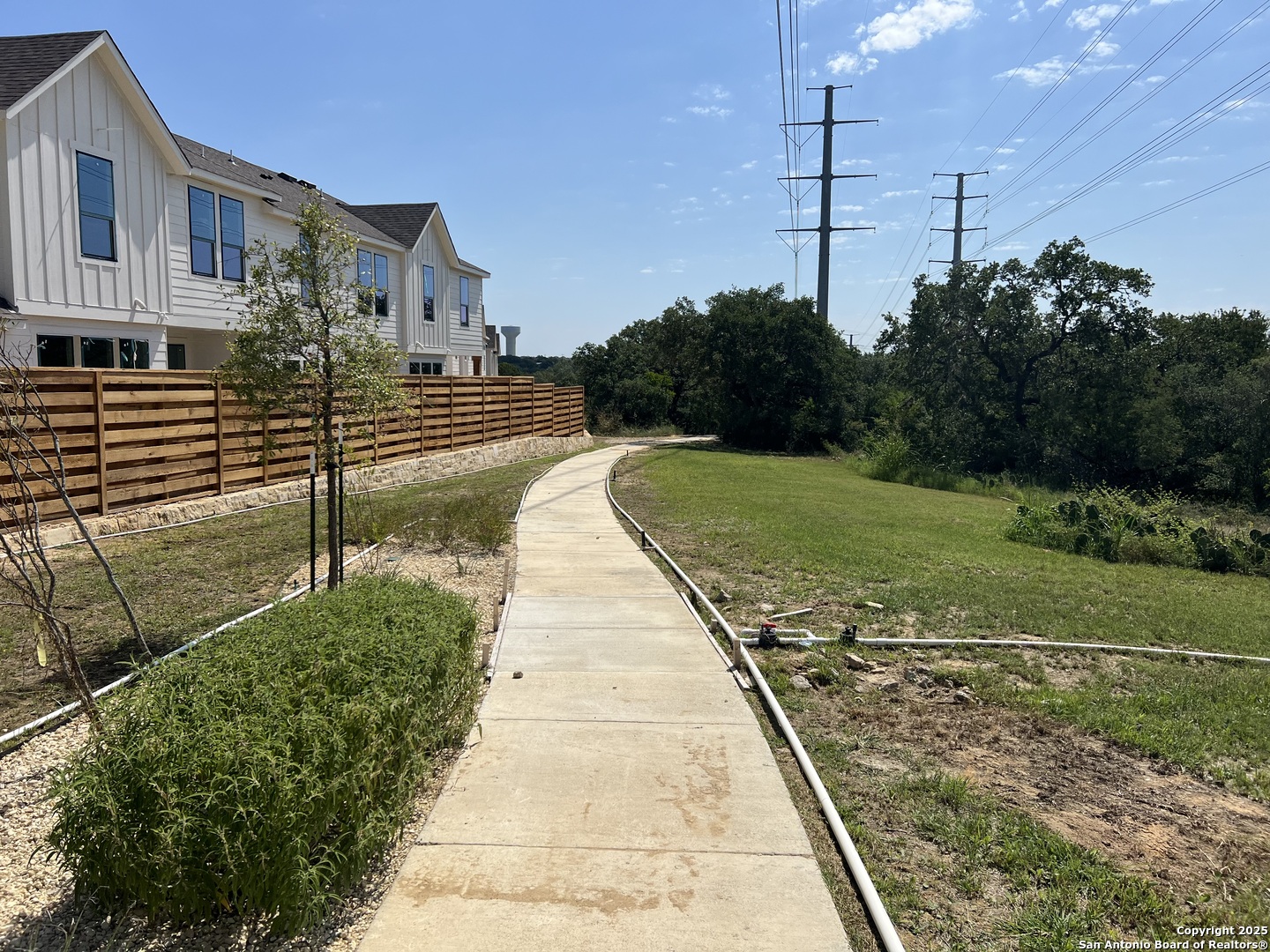 13713 Giovannis Garden San Antonio TX 78253