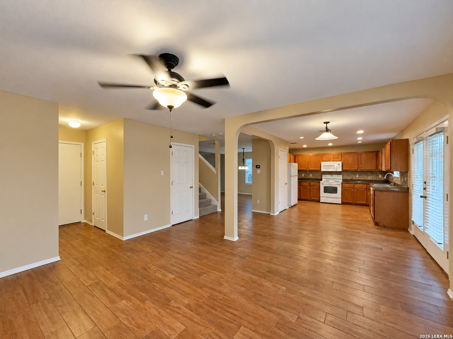 10111 Sparrow Way Universal City TX 78148