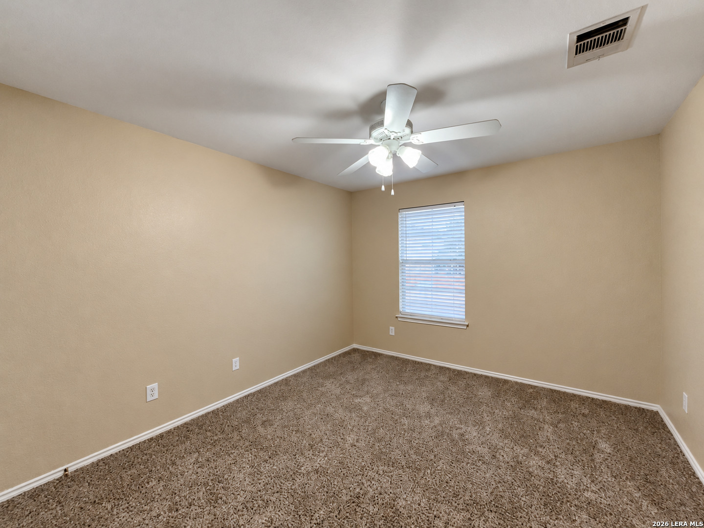 10111 Sparrow Way Universal City TX 78148