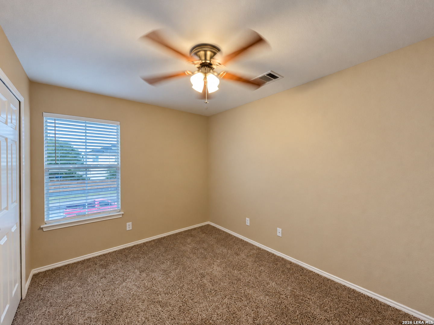 10111 Sparrow Way Universal City TX 78148