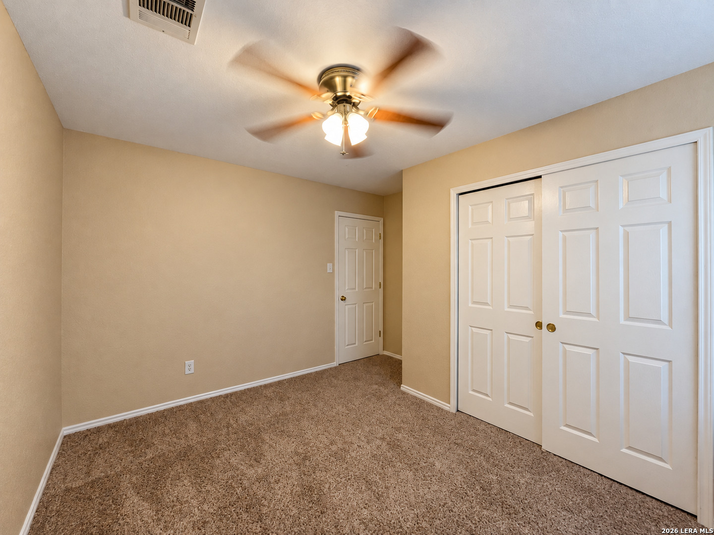 10111 Sparrow Way Universal City TX 78148