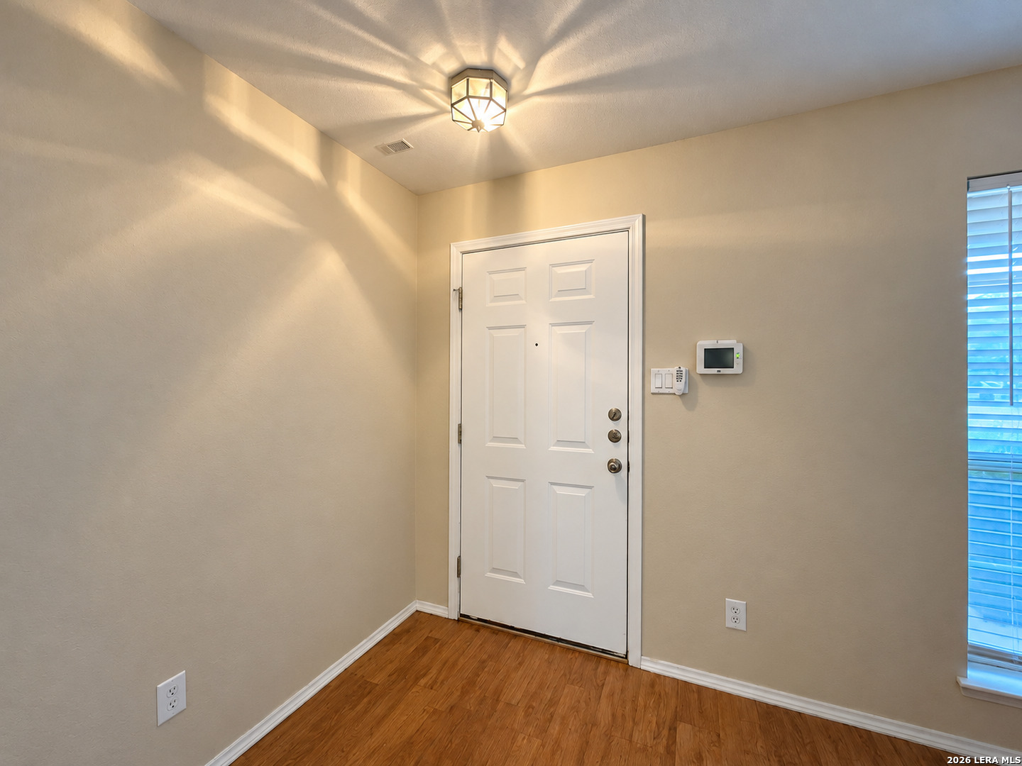 10111 Sparrow Way Universal City TX 78148