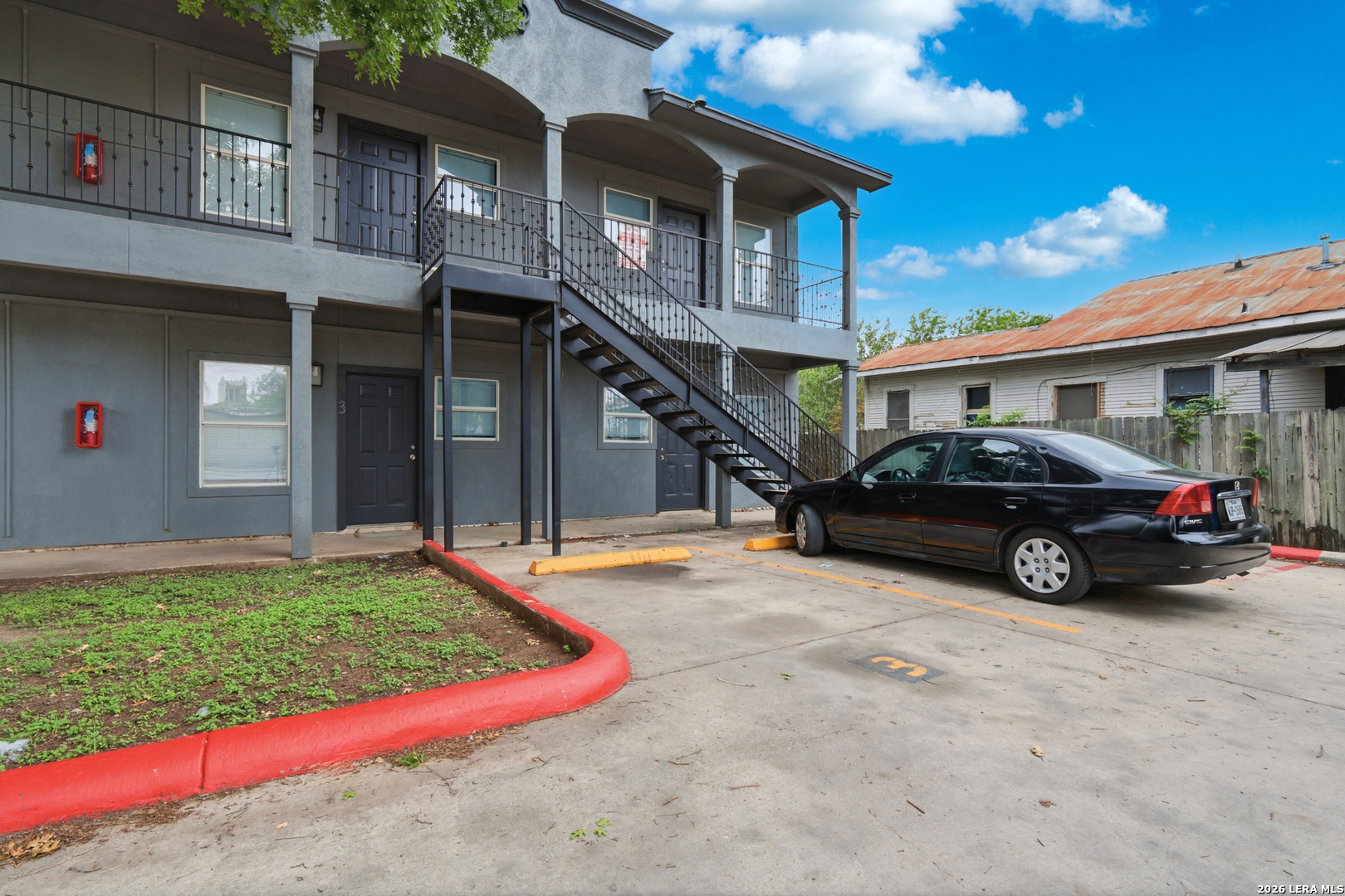 1706 W Craig Place San Antonio TX 78201