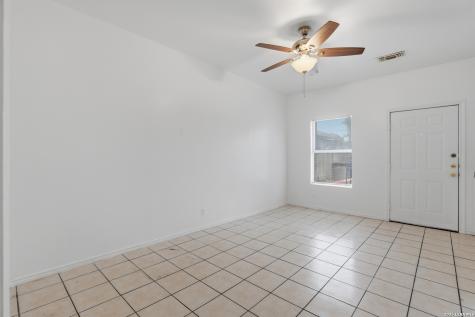 1706 W Craig Place San Antonio TX 78201