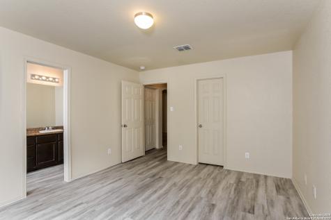 5902 Aspen Garden San Antonio TX 78238