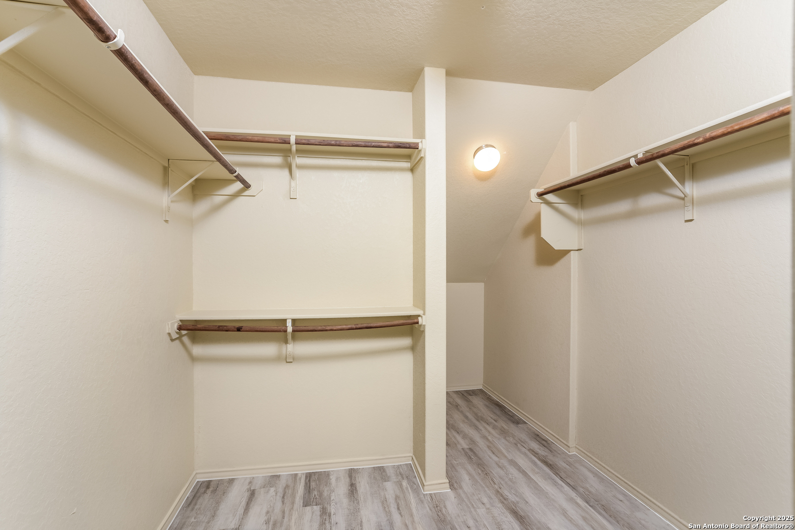 5902 Aspen Garden San Antonio TX 78238