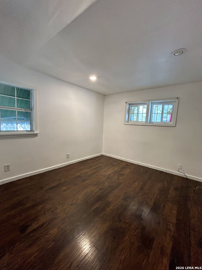 826 Pennystone Avenue San Antonio TX 78223