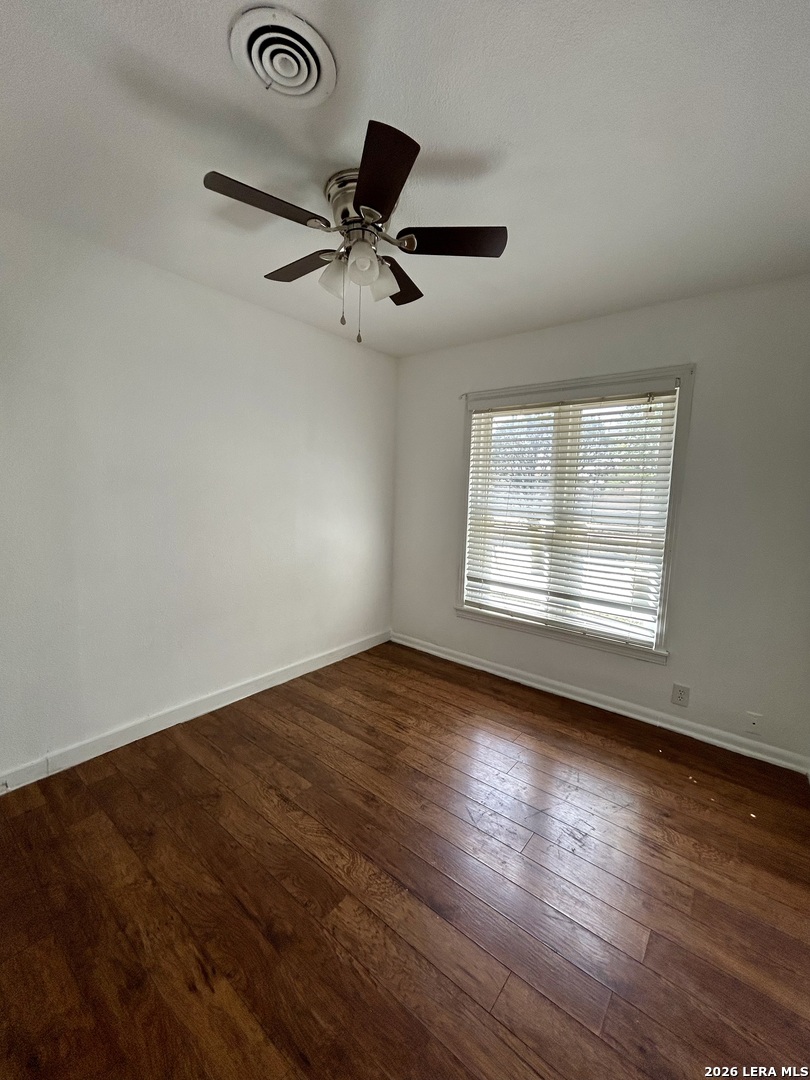 826 Pennystone Avenue San Antonio TX 78223