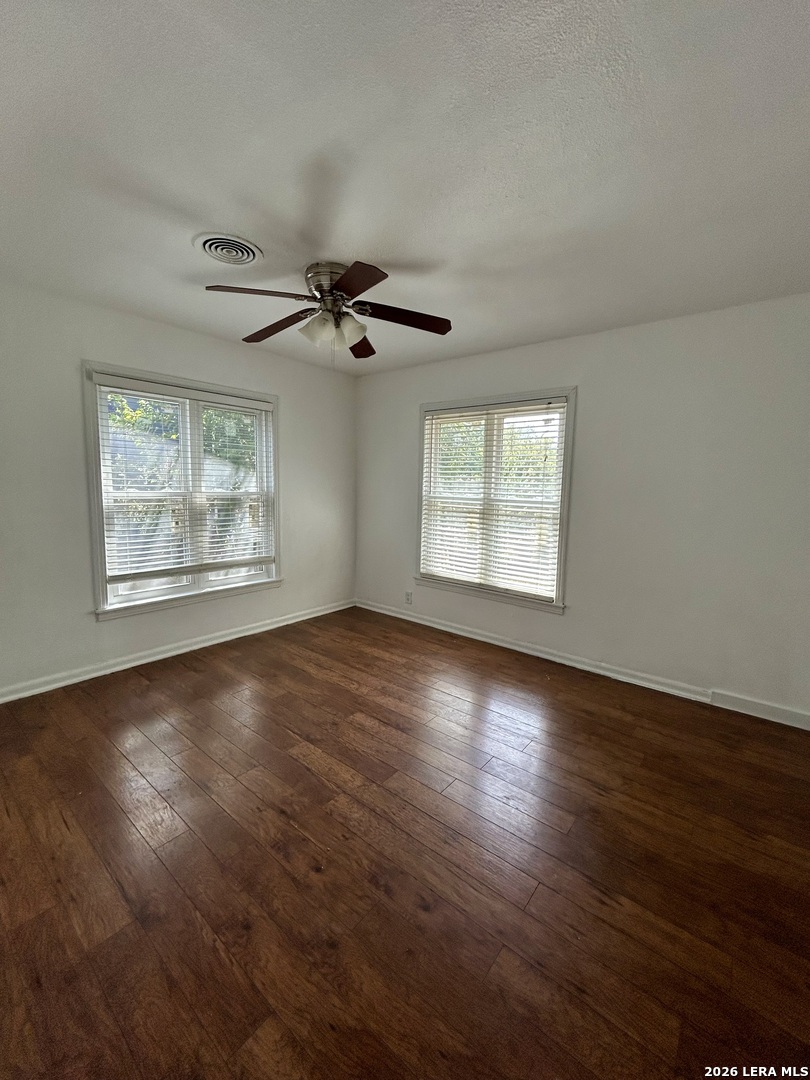 826 Pennystone Avenue San Antonio TX 78223