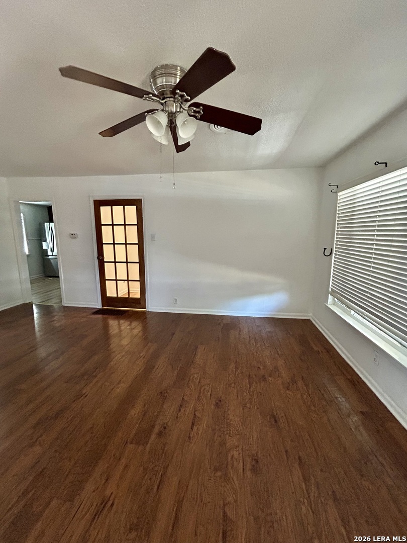 826 Pennystone Avenue San Antonio TX 78223