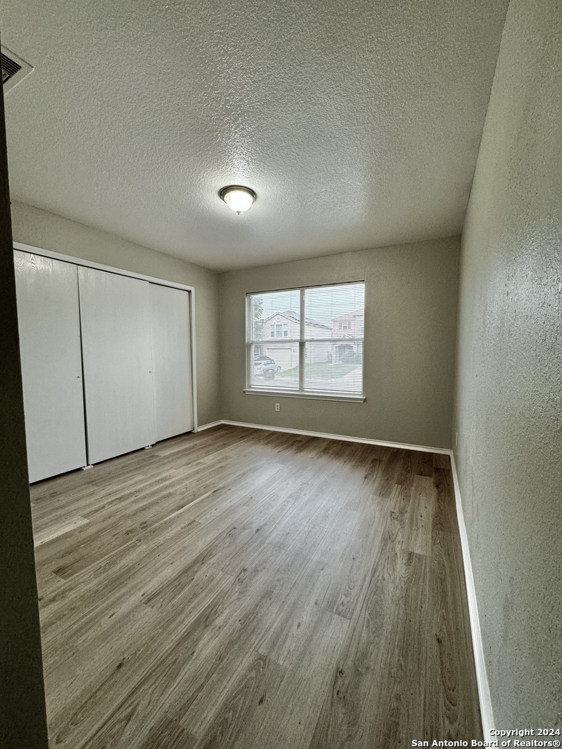 6075 Kensinger Pass Converse TX 78109