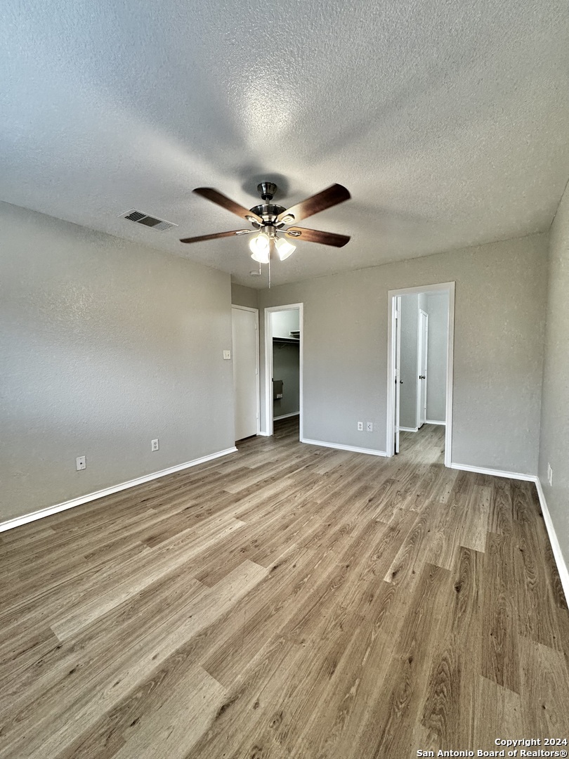 6075 Kensinger Pass Converse TX 78109