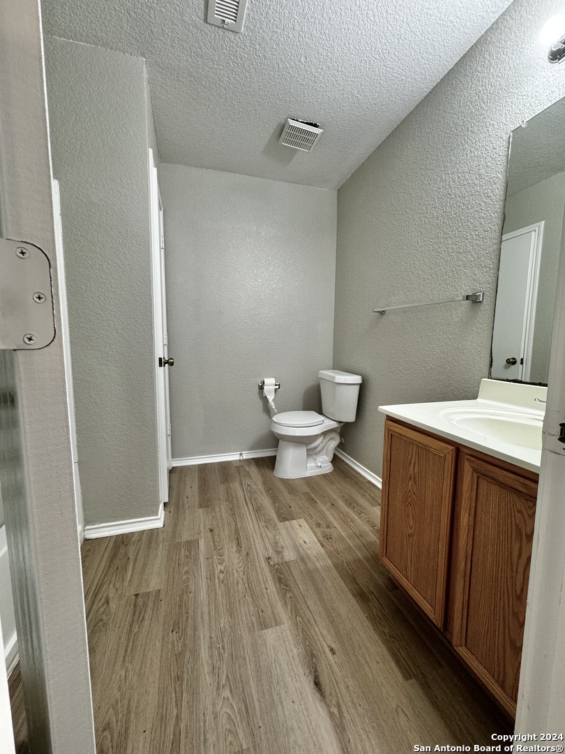 6075 Kensinger Pass Converse TX 78109